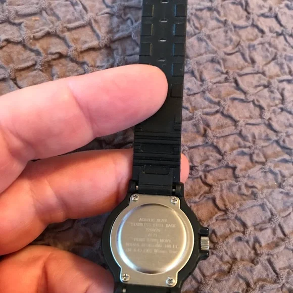 Tweety Bird Looney Tunes watch by Warner Brothers in EUC - Picture 4 of 9